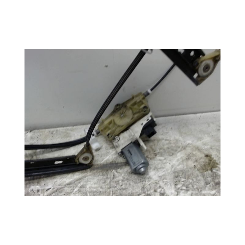 MECANISME+MOTEUR LEVE-GLACE AVANT DROIT AUDI A6