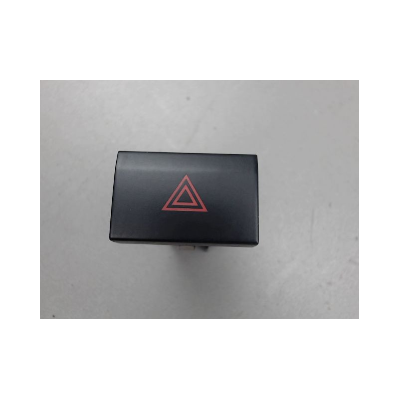BOUTON DE WARNING VOLKSWAGEN POLO