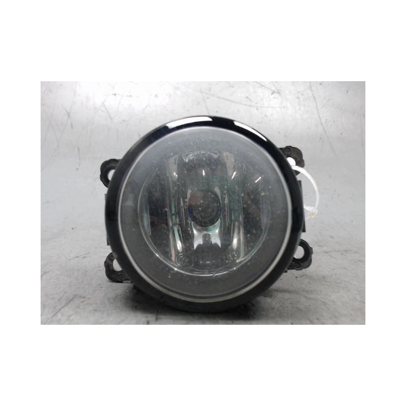 PHARE ANTIBROUILLARD AVANT DROIT RENAULT MEGANE III ESTATE 09-