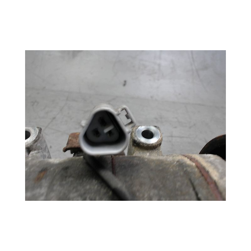 COMPRESSEUR AIR CONDITIONNE TOYOTA RAV4 2000-