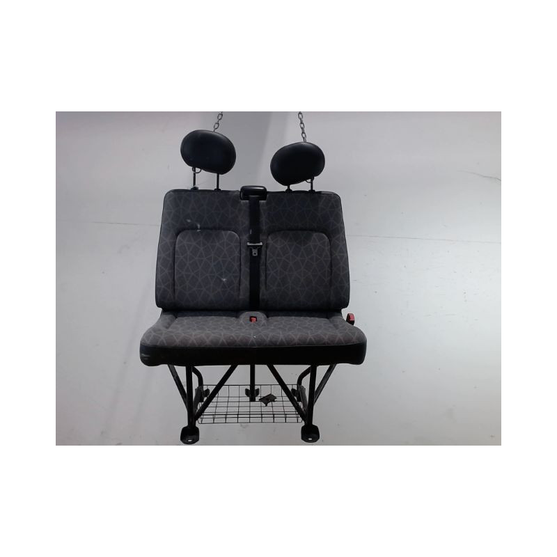 BANQUETTE AVANT NISSAN INTERSTAR MOYEN L2H2 2003-