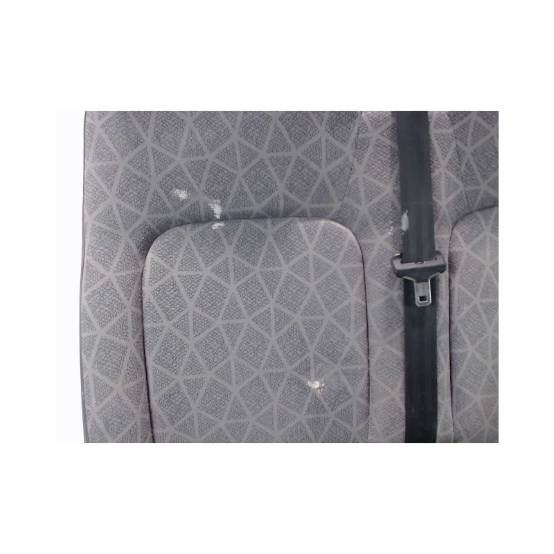 BANQUETTE AVANT NISSAN INTERSTAR MOYEN L2H2 2003-