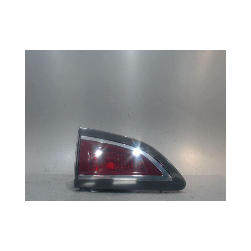 FEU ARRIERE INTERIEUR GAUCHE RENAULT MEGANE