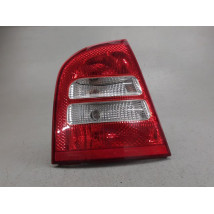 FEU ARRIERE GAUCHE  SKODA OCTAVIA
