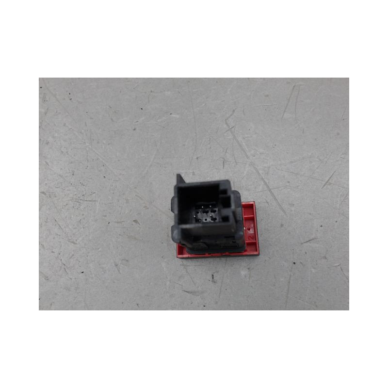 BOUTON DE WARNING VOLKSWAGEN POLO