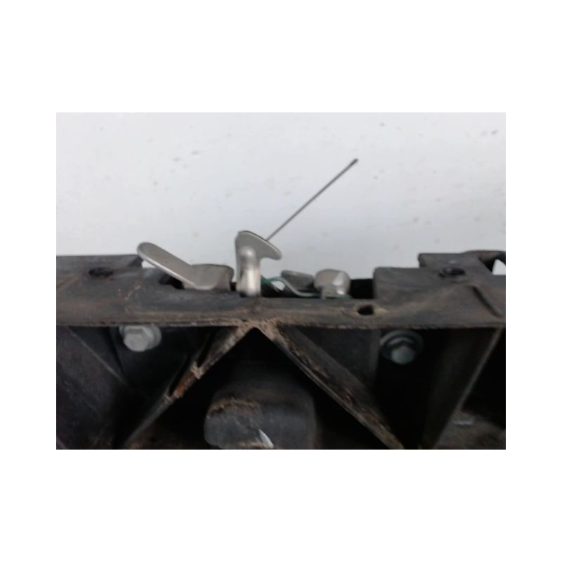 FACE AVANT RENAULT CLIO