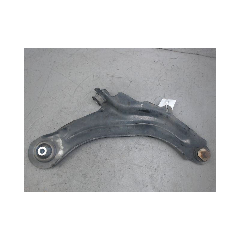TRIANGLE INFERIEUR AVANT DROIT RENAULT CAPTUR