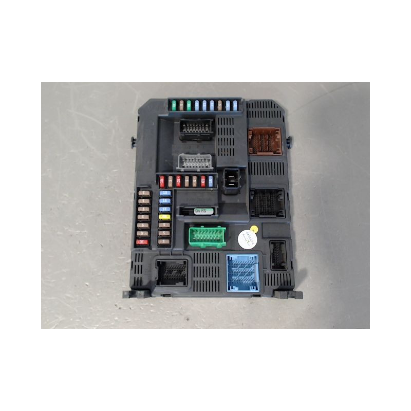 BOITIER GESTION HABITACLE PEUGEOT 208