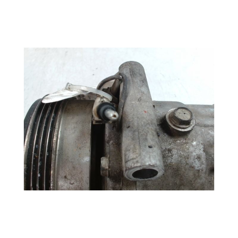 COMPRESSEUR AIR CONDITIONNE DACIA SANDERO 2008-