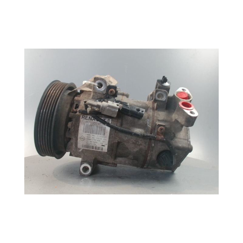 COMPRESSEUR AIR CONDITIONNE RENAULT CLIO IV