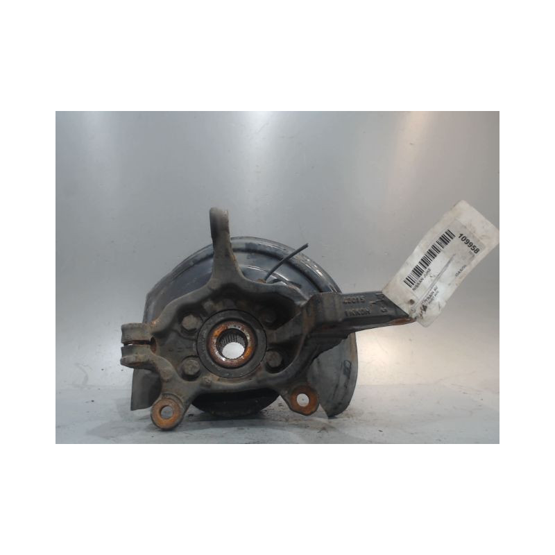 PIVOT AVANT GAUCHE NISSAN JUKE