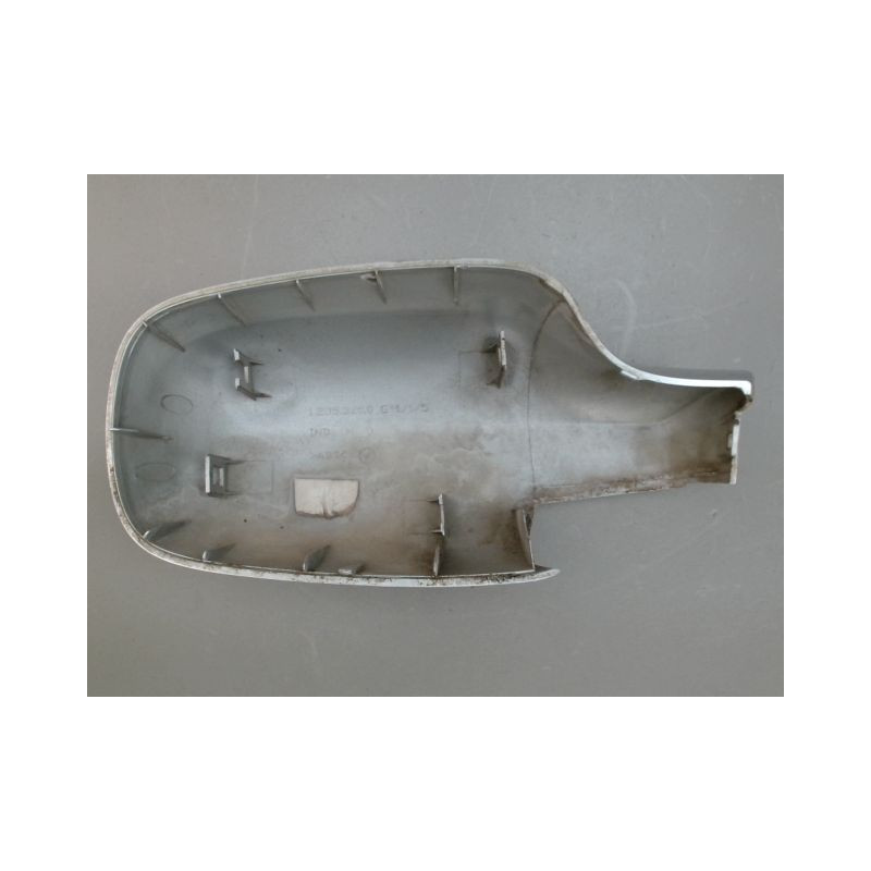 CARENAGE RETROVISEUR EXTERIEUR GAUCHE RENAULT MEGANE
