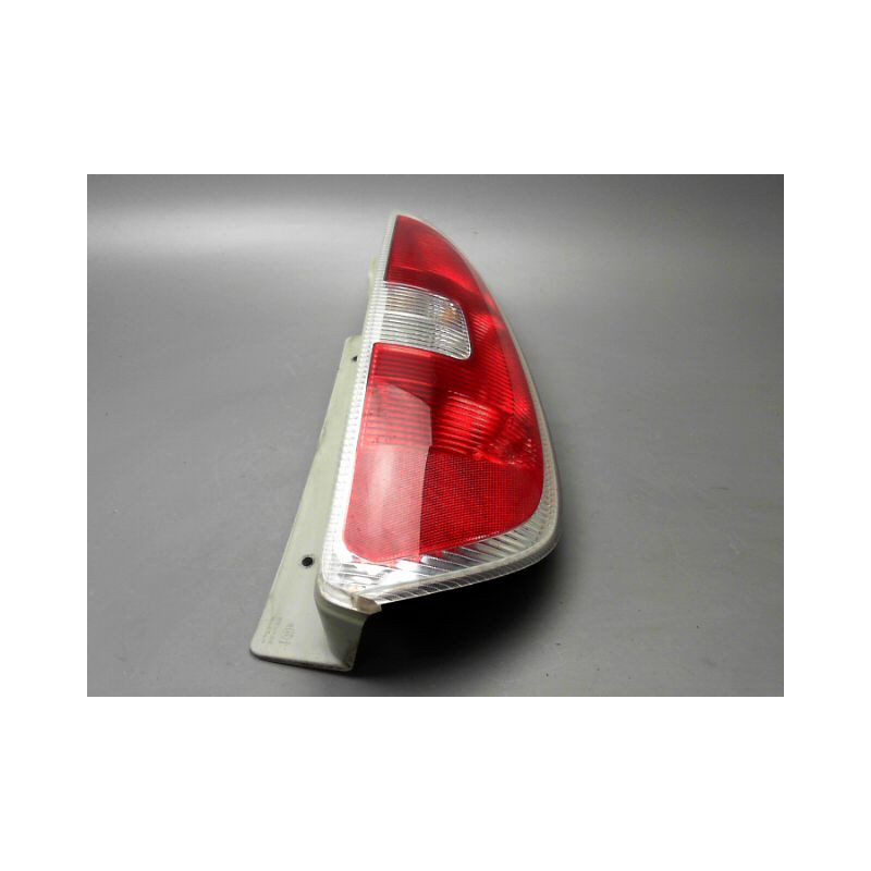 FEU ARRIERE DROIT SKODA ROOMSTER