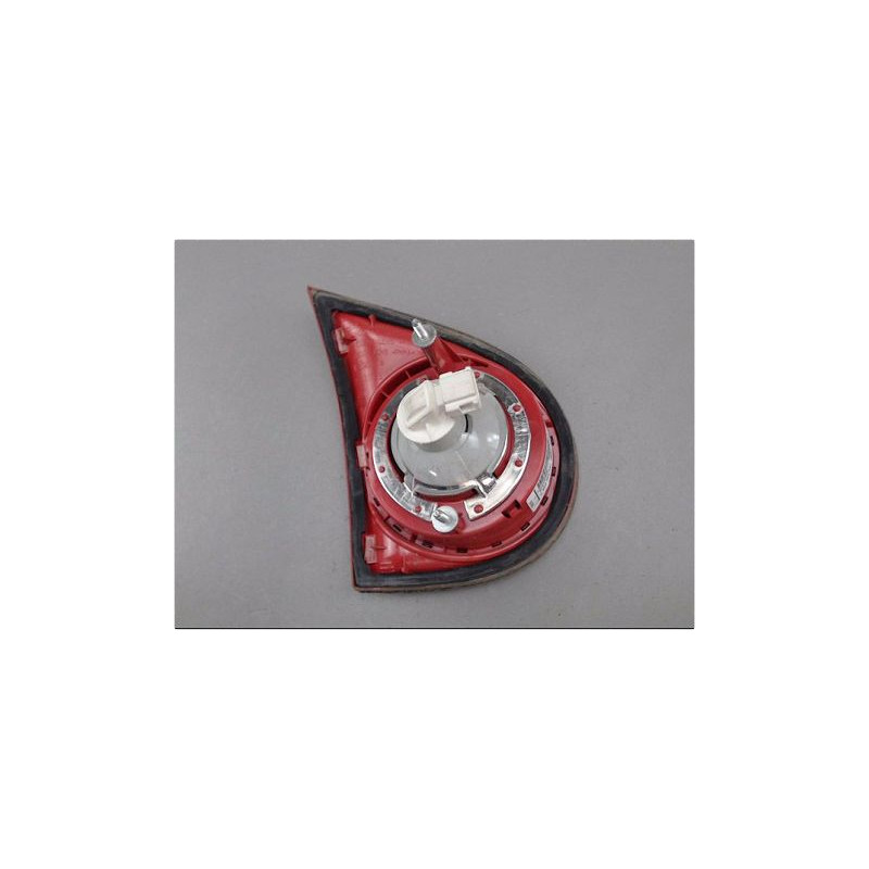 FEU ARRIERE INTERIEUR DROIT VOLKSWAGEN GOLF V 2003-2009