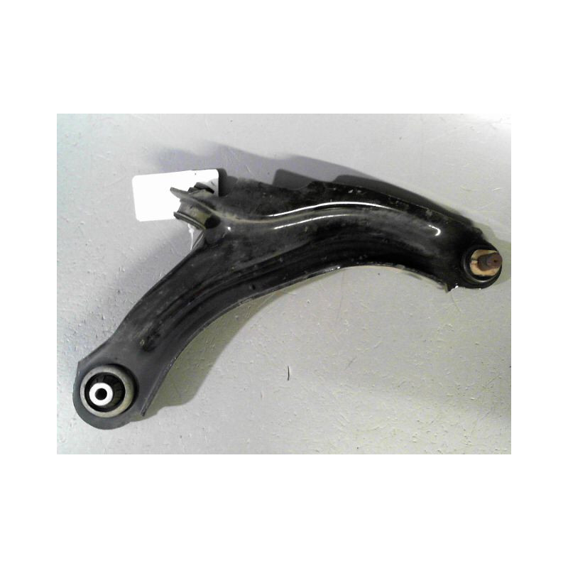 TRIANGLE INFERIEUR AVANT DROIT RENAULT CLIO