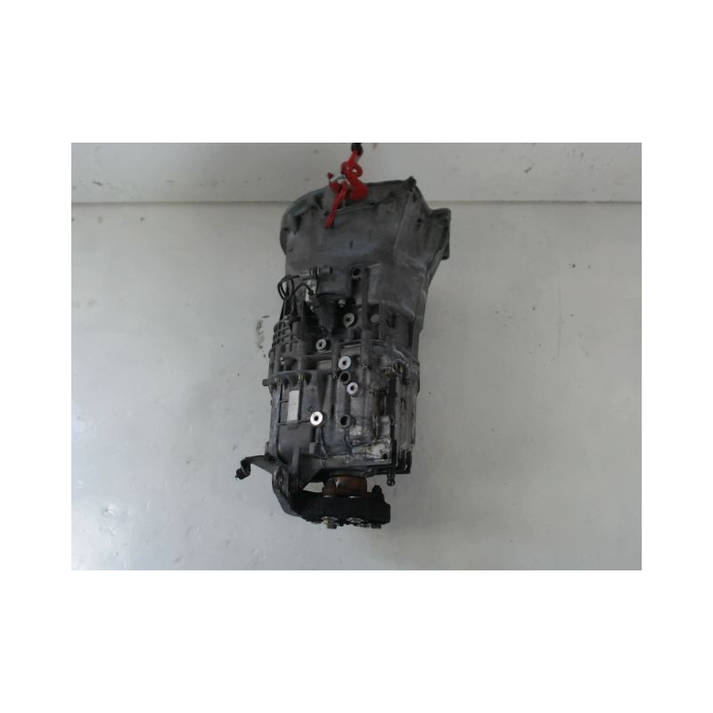 BOITE A VITESSE MECANIQUE B.M.W. SERIE 5 525 d