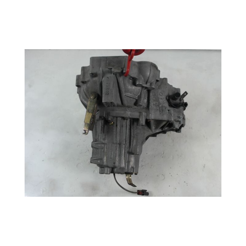BOITE A VITESSE MECANIQUE NISSAN SUNNY 91-95 2.0 D