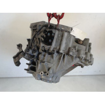 BOITE A VITESSE MECANIQUE KIA CARNIVAL 2.9 CRDi