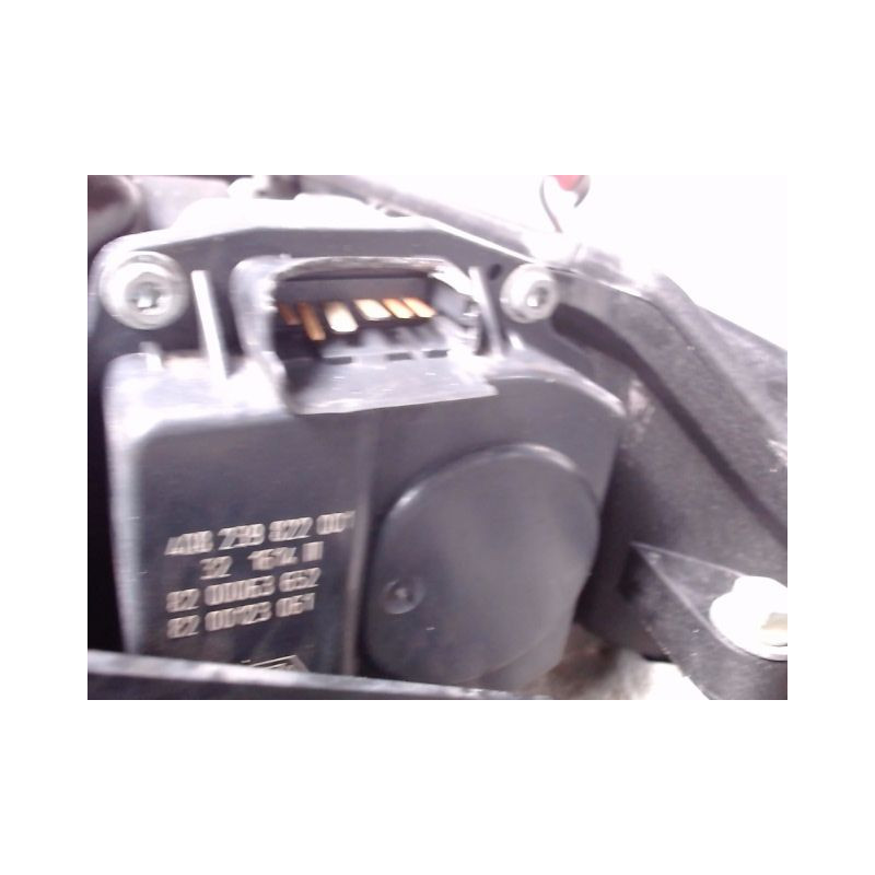 MOTEUR ESSENCE RENAULT LAGUNA II 00-2005 1.8 16V 