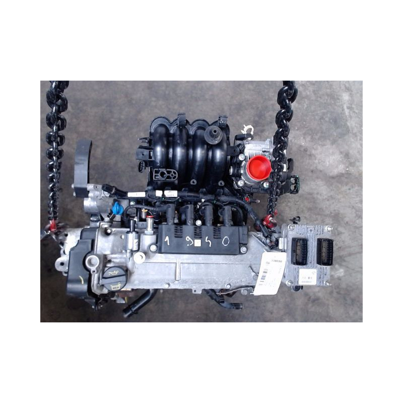MOTEUR ESSENCE FIAT GRANDE PUNTO 2005- 1.4 
