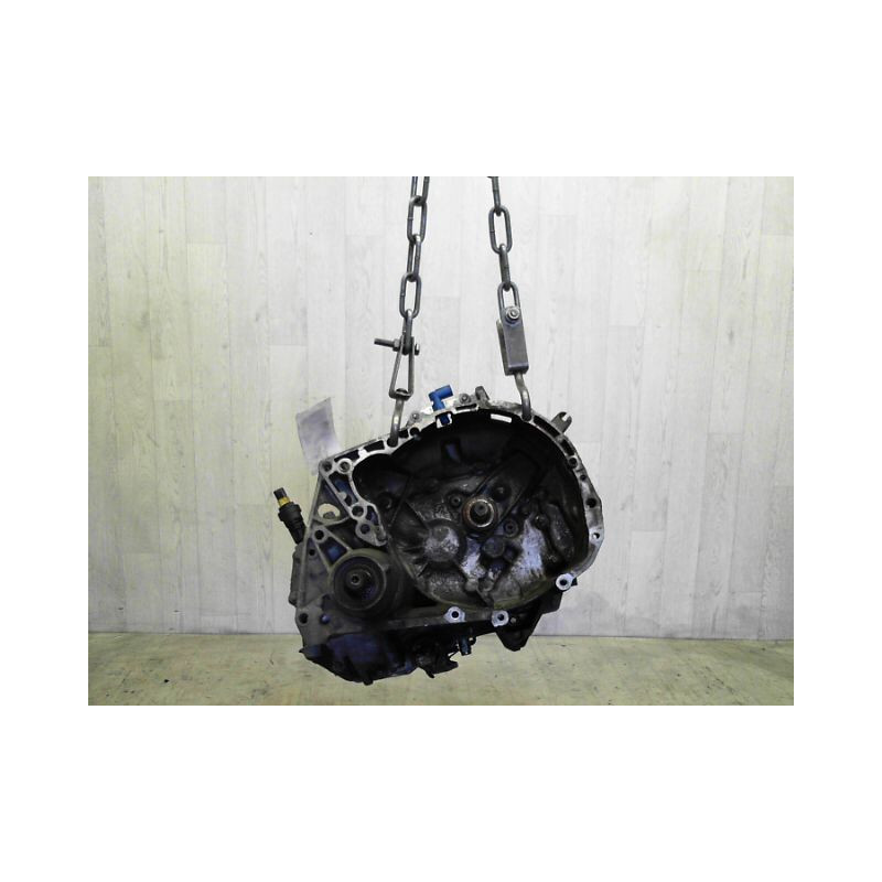 BOITE A VITESSE MECANIQUE RENAULT CLIO 1.4 