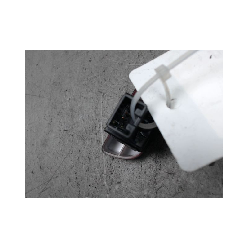 BOUTON DE WARNING NISSAN MICRA