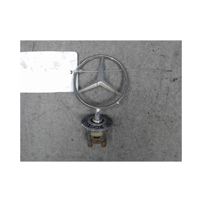 SIGLE CAPOT MERCEDES CLASSE E 2002-