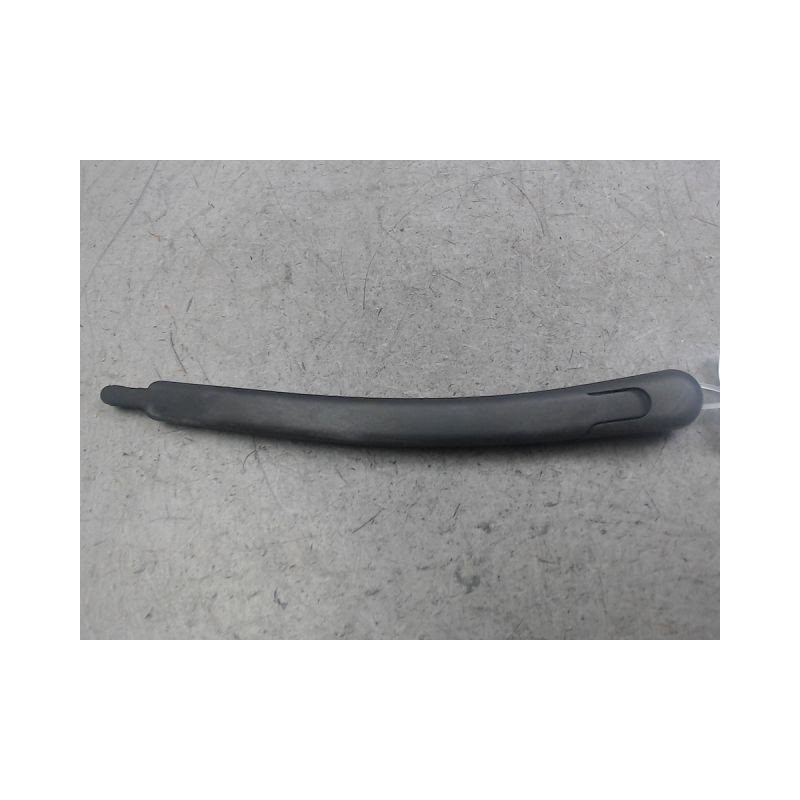 BRAS ESSUIE-GLACE ARRIERE FORD FIESTA