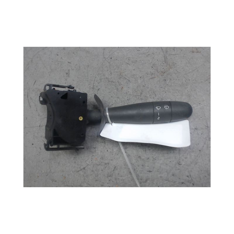 COMMANDE ESSUIE GLACE NISSAN INTERSTAR MOYEN L2H2 2003-