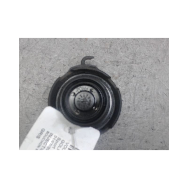 BOUCHON RESERVOIR A CARBURANT VOLKSWAGEN GOLF V 2003-2009