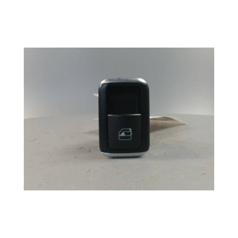 COMMANDE LEVE-GLACE PORTE AVD MERCEDES CLASSE B 2008-