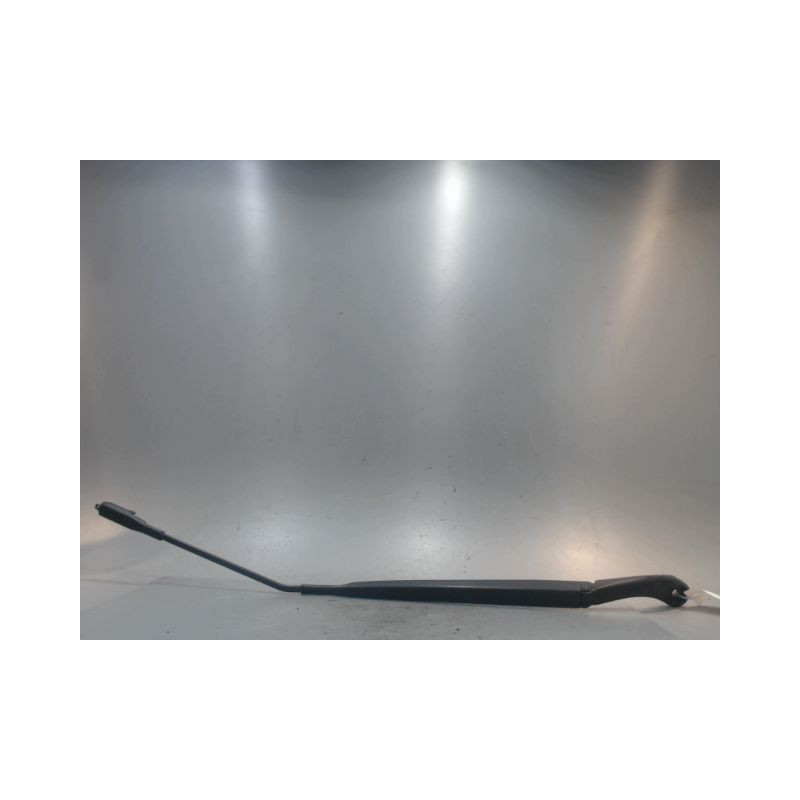 BRAS ESSUIE-GLACE AVANT DROIT NISSAN QASHQAI