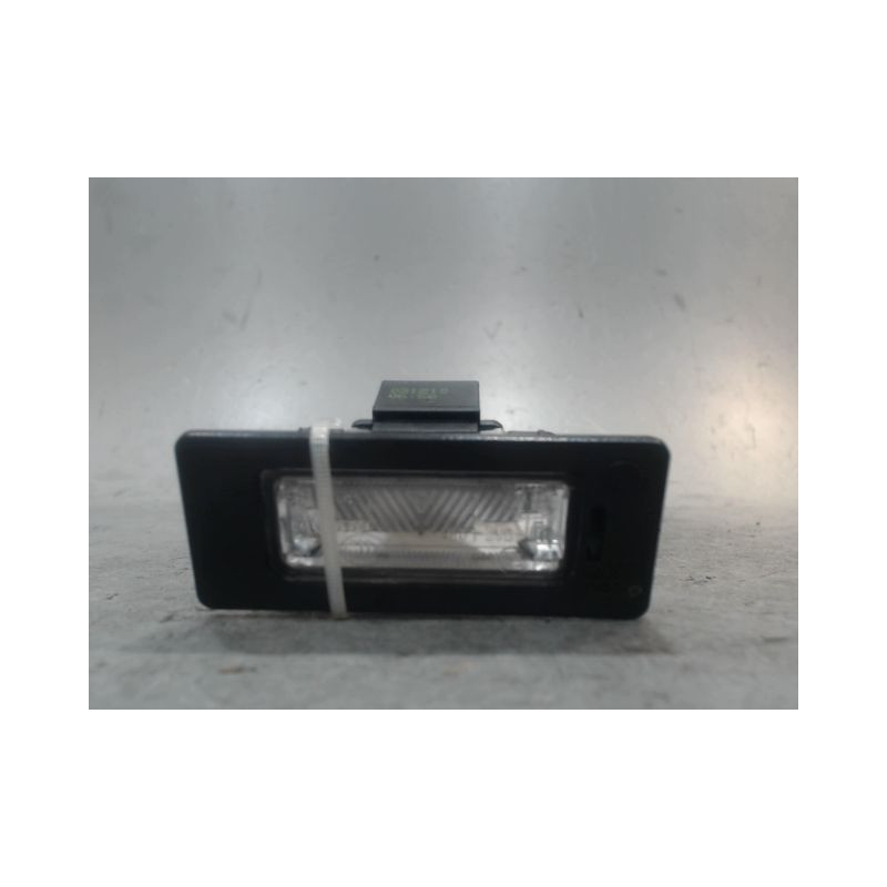 ECLAIREUR PLAQUE DE POLICE DROIT AUDI A1