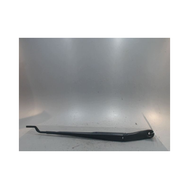 BRAS ESSUIE-GLACE AVANT GAUCHE KIA XCEED