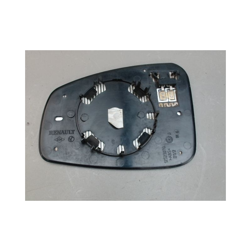 GLACE RETROVISEUR EXT D RENAULT MEGANE