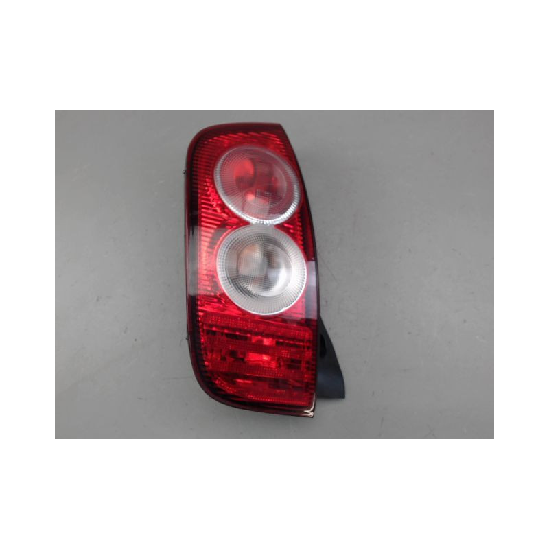 FEU ARRIERE GAUCHE  NISSAN MICRA