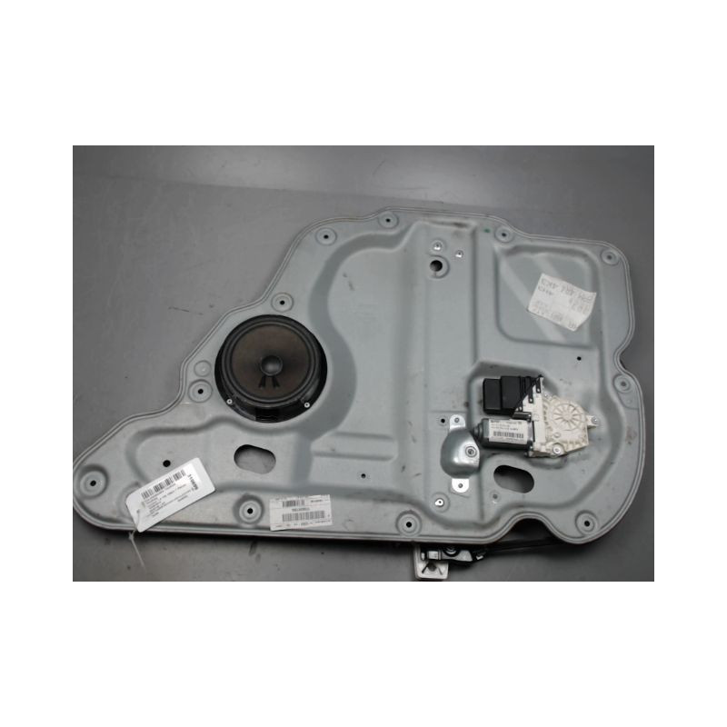 MECANISME+MOTEUR LEVE-GLACE ARRIERE DROIT VOLKSWAGEN TOURAN