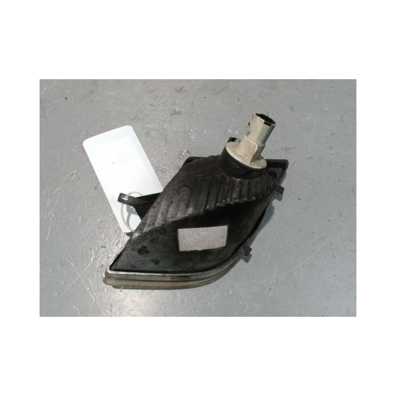 CLIGNOTANT DROIT NISSAN MICRA C+C