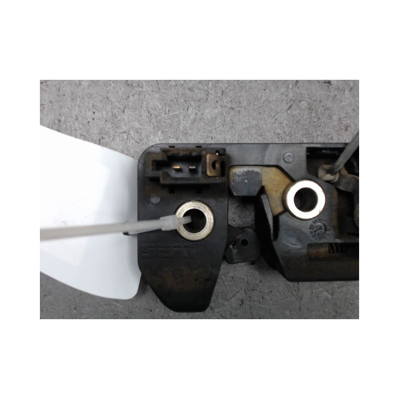 SERRURE COFFRE ARRIERE SEAT CORDOBA 99-2002