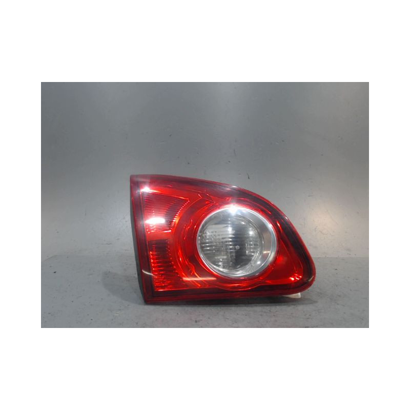 FEU ARRIERE INTERIEUR GAUCHE NISSAN QASHQAI