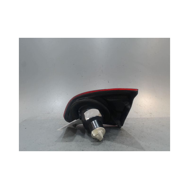 FEU ARRIERE INTERIEUR GAUCHE NISSAN QASHQAI