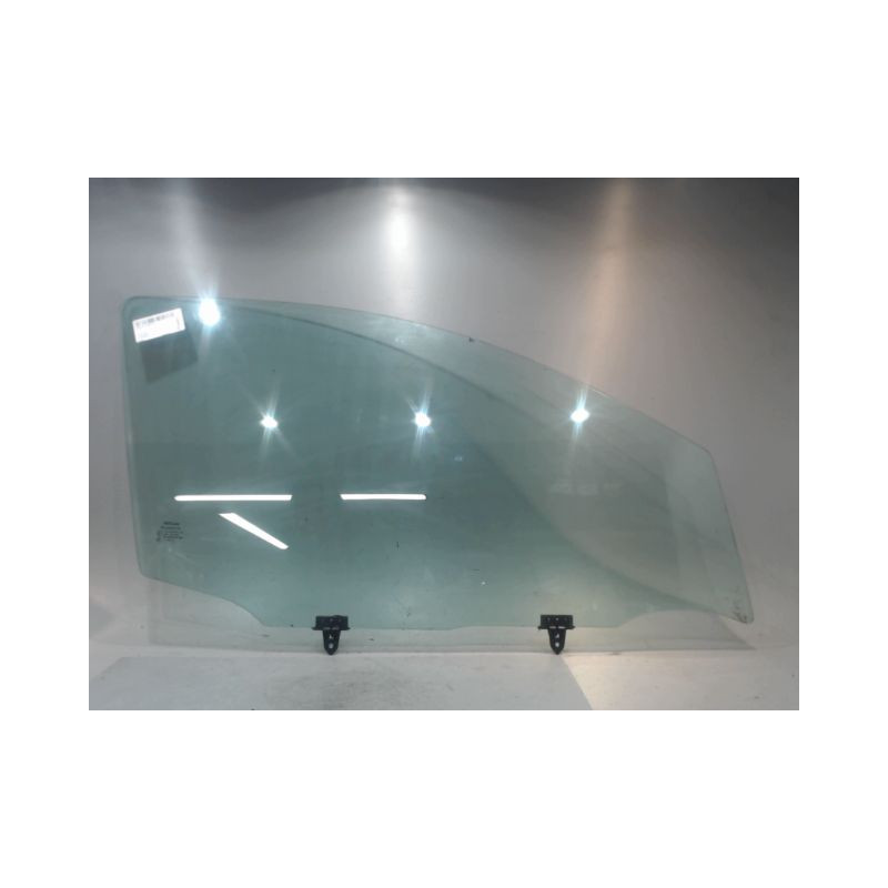 GLACE PORTE AVD NISSAN QASHQAI