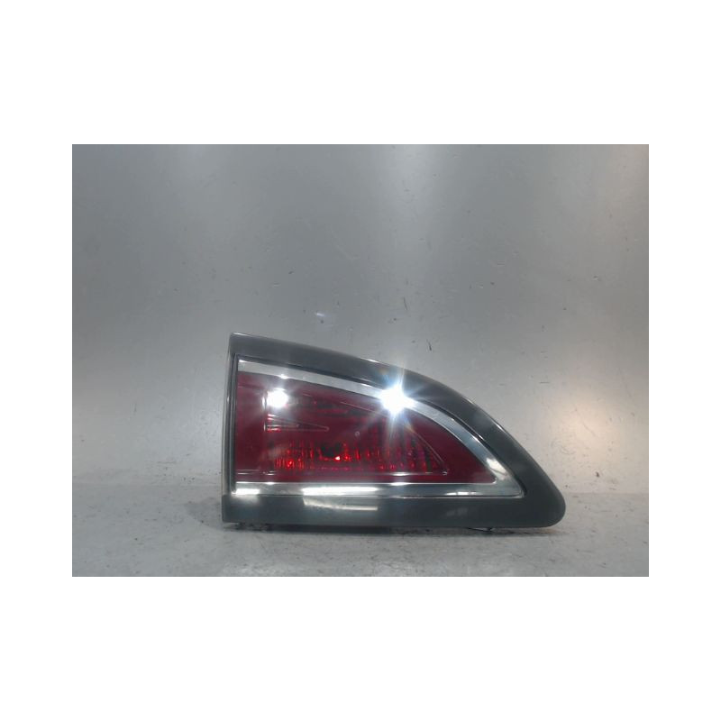 FEU ARRIERE INTERIEUR GAUCHE RENAULT MEGANE