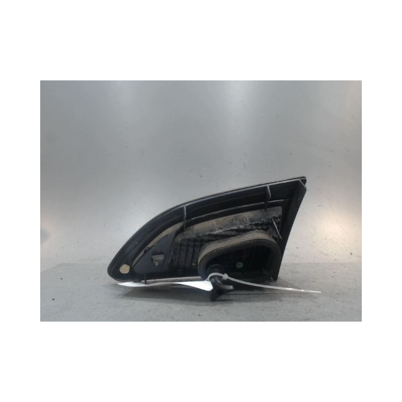 FEU ARRIERE INTERIEUR GAUCHE RENAULT MEGANE