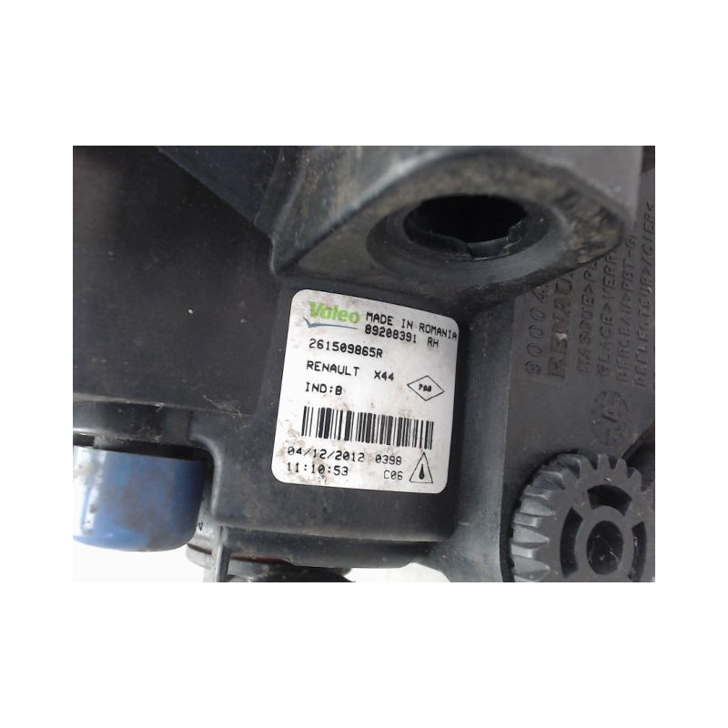 PHARE ANTIBROUILLARD AVANT DROIT RENAULT TWINGO