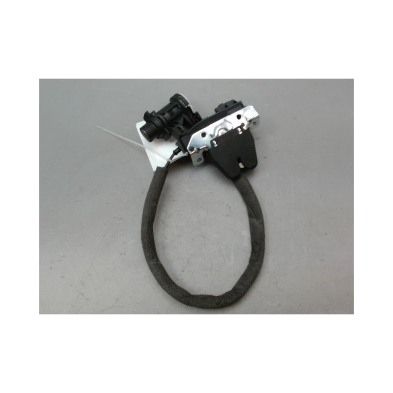 SERRURE COFFRE ARRIERE MERCEDES CLASSE C 2007-