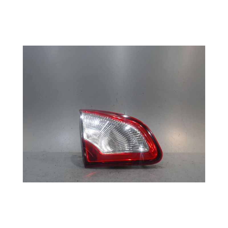 FEU ARRIERE INTERIEUR GAUCHE NISSAN QASHQAI