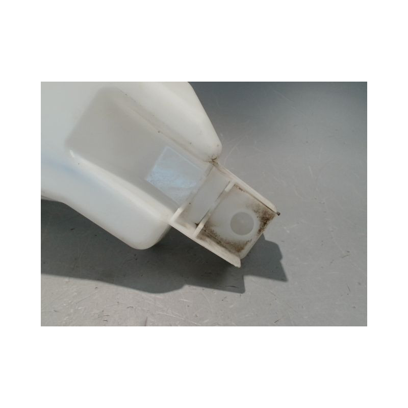 RESERVOIR LAVE-GLACE AVANT NISSAN NOTE