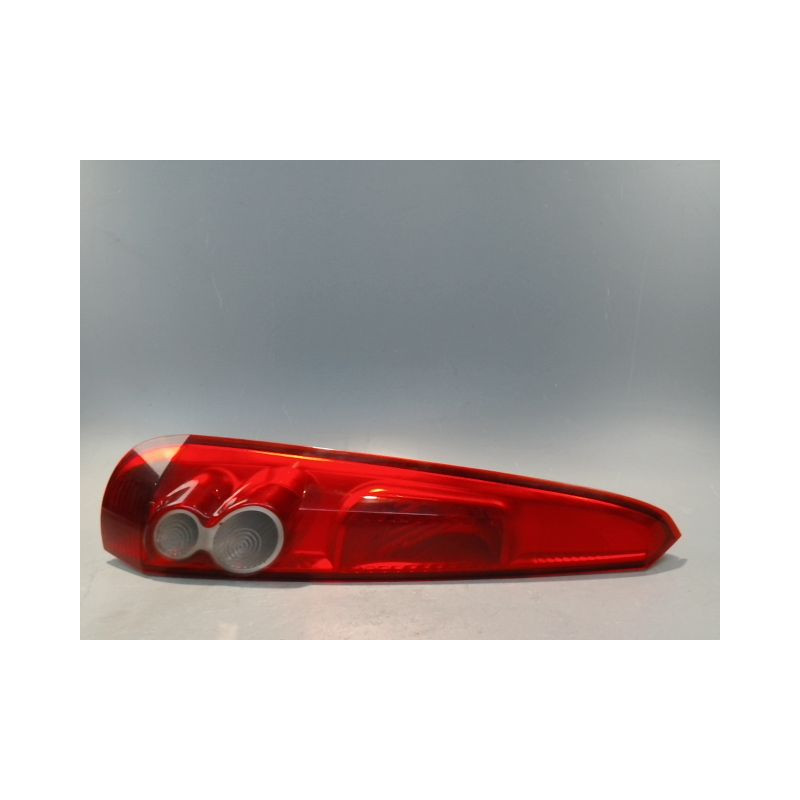 FEU ARRIERE GAUCHE  FORD FIESTA 2005-