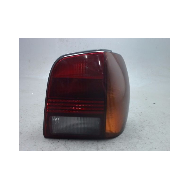 FEU ARRIERE DROIT VOLKSWAGEN POLO 94-99